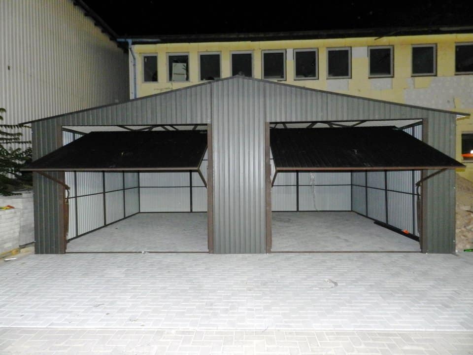 Plechová garáž 8x5 m - šedá