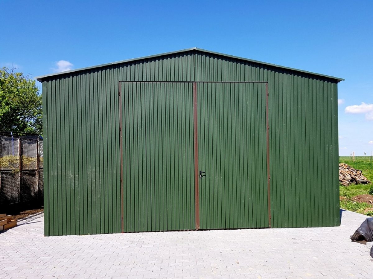 Vorgefertigte Stahlhalle 6×10m- Dunkelgrün matt