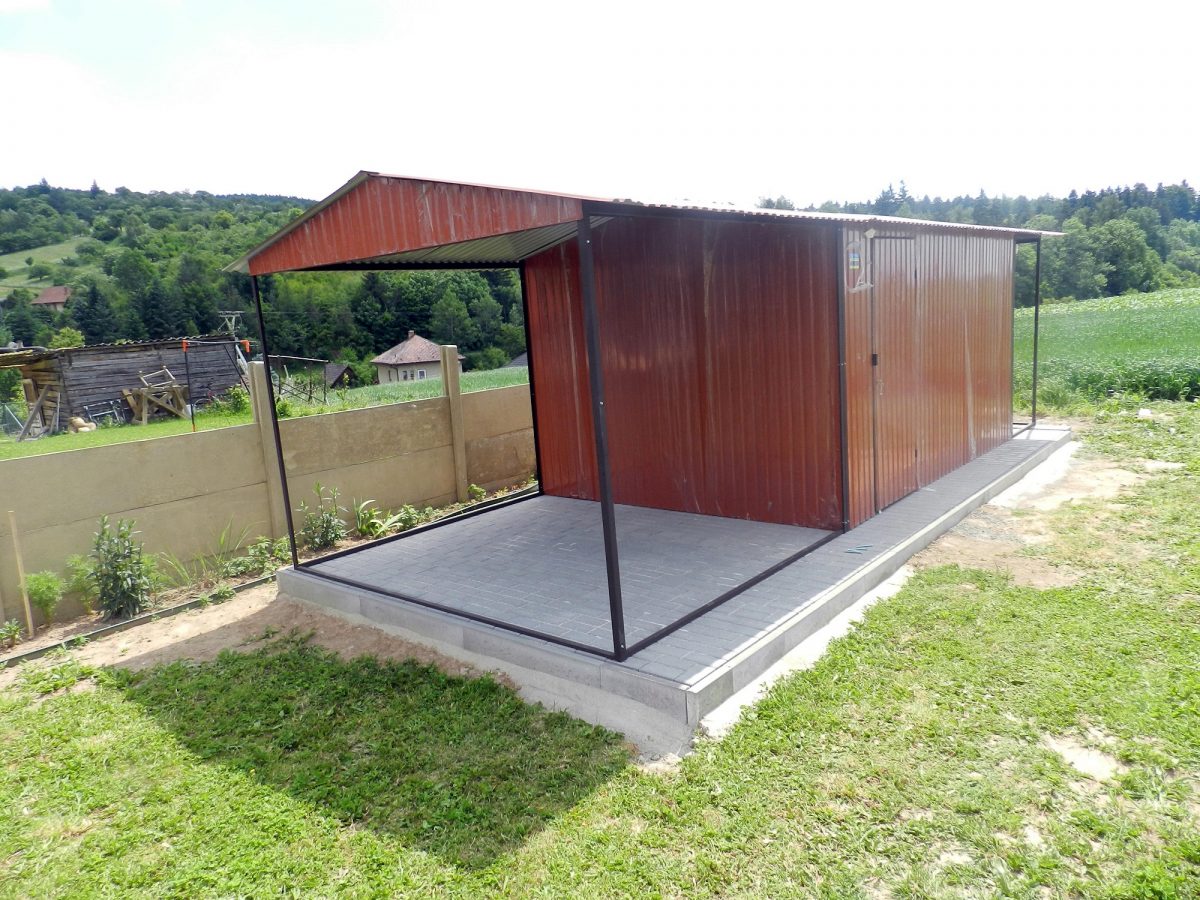 Gartenhaus 4x3m- hellbraun + zusätzliche Überdachung