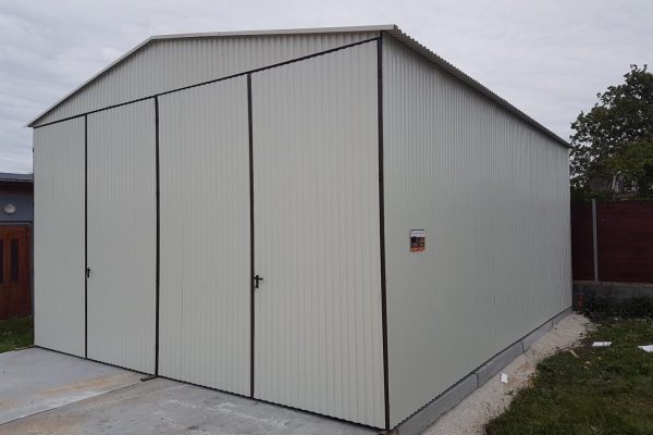 Vorgefertigte Stahlhalle 6x8 m - Reinweiß/Zweiflügelige Tür