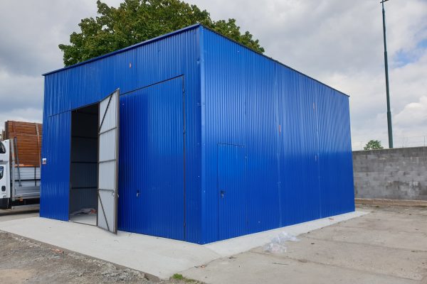 Vorgefertigte Stahlhalle 8x8,5m – Blau